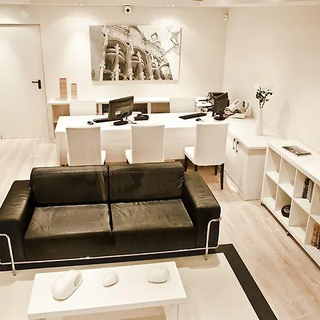 Up Bcn Apartment