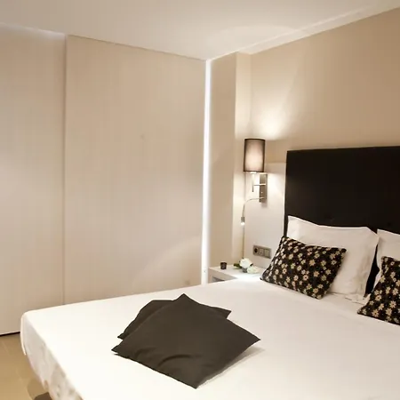 Up Bcn Apartment