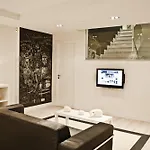 Up Bcn Apartamento *