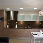Up Bcn Apartman